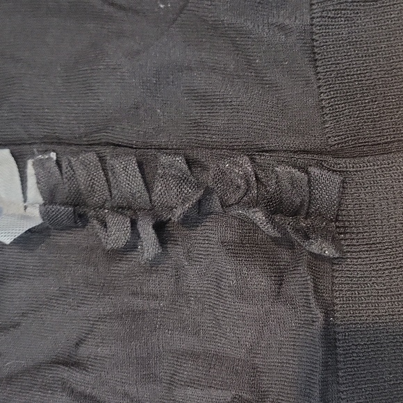 ONE7SIX Black Netted Ruffle Front 3/4 Sleeve Snap Closure Cardigan - Picture 8 of 12